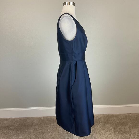Alfred Sung Satin Cocktail Dress Size 10 Blue Sleeveless V-Neck Fit and Flare - Picture 4 of 12
